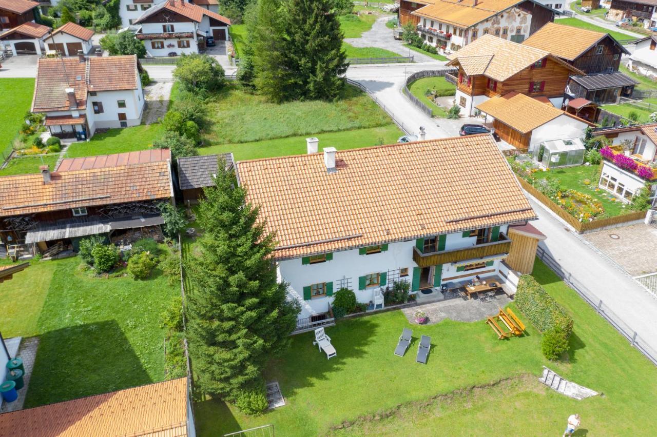 Gaestehaus Attenhauser Unterammergau Exterior foto